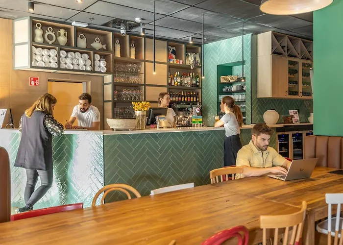 Latroupe Grand Place Bruxelles